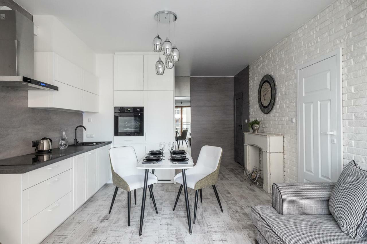 Good Time Apartment Business Center Варшава Екстер'єр фото