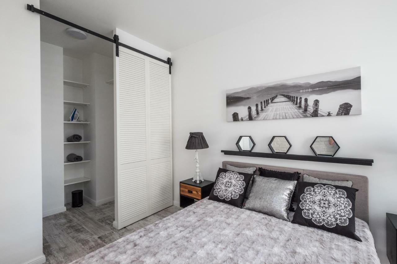 Good Time Apartment Business Center Варшава Екстер'єр фото